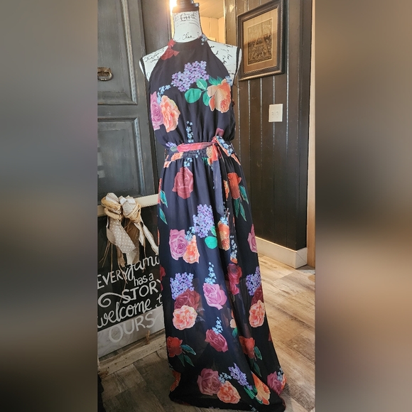chic Dresses & Skirts - ChicMe Vibrant Floral Maxi Dress